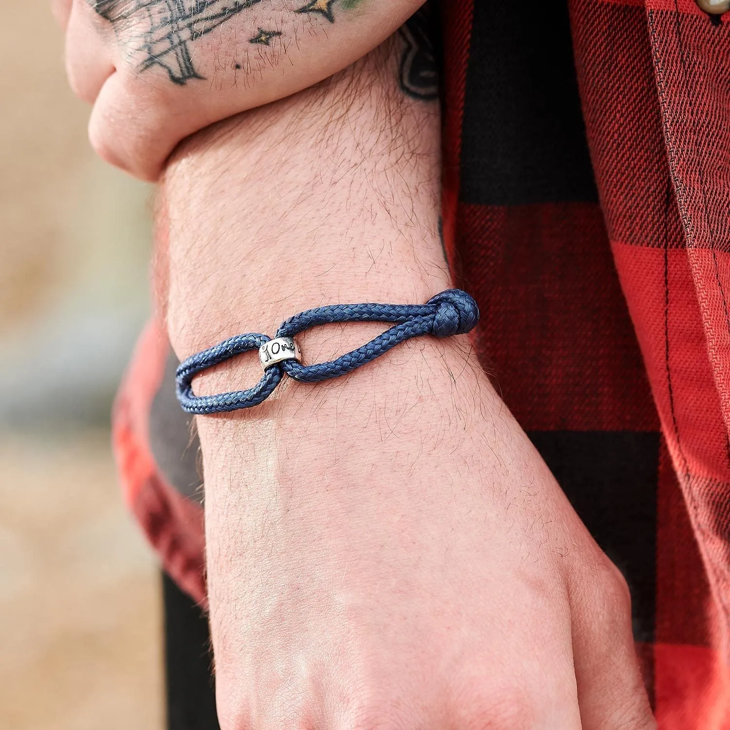 One Life, Live It! Vegan Paracord Bracelet